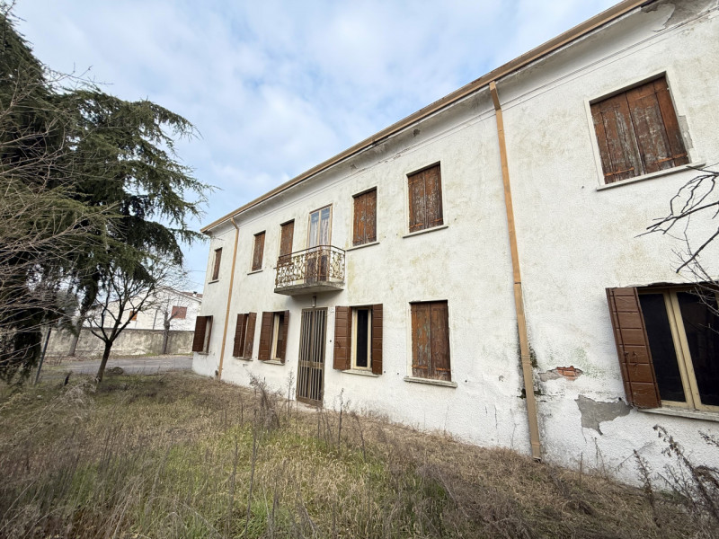 Ciao da Arcobaleno Immobiliare, fermati un attimo a leggere di questa opportunità introvabile nel...