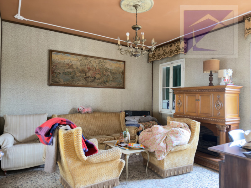 Borgoricco, in frazione di Sant' Eufemia, proponiamo in vendita porzione di bifamiliare da ristru...