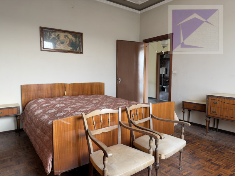 Borgoricco, in frazione di Sant' Eufemia, proponiamo in vendita porzione di bifamiliare da ristru...