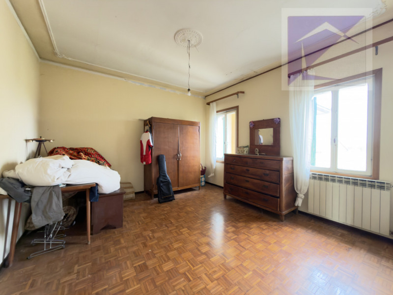 Borgoricco, in frazione di Sant' Eufemia, proponiamo in vendita porzione di bifamiliare da ristru...