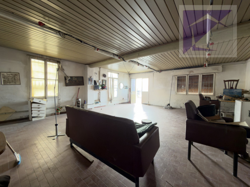 Borgoricco, in frazione di Sant' Eufemia, proponiamo in vendita porzione di bifamiliare da ristru...