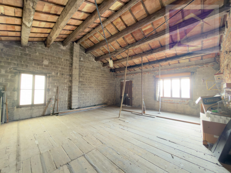 Borgoricco, in frazione di Sant' Eufemia, proponiamo in vendita porzione di bifamiliare da ristru...