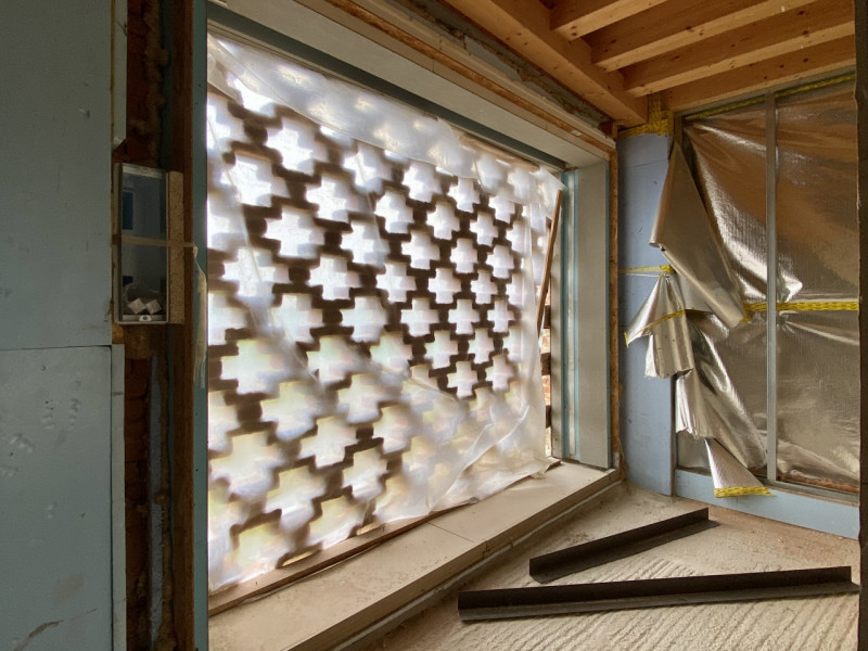 Proponiamo in vendita elegante casa a schiera di nuova concezione, disposta su piano terra e prim...