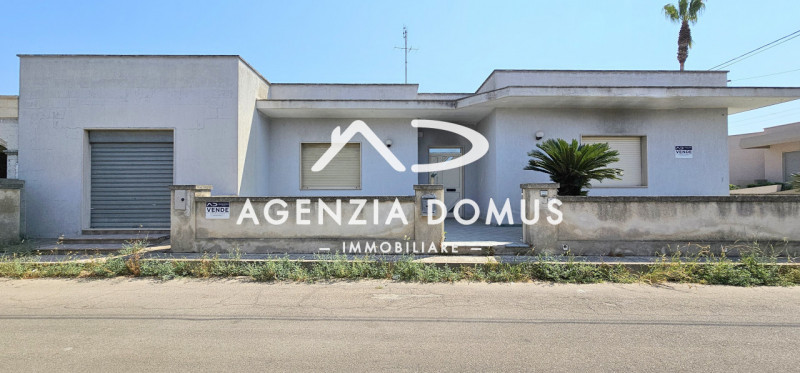 Racale Vendita Villa contemporanea