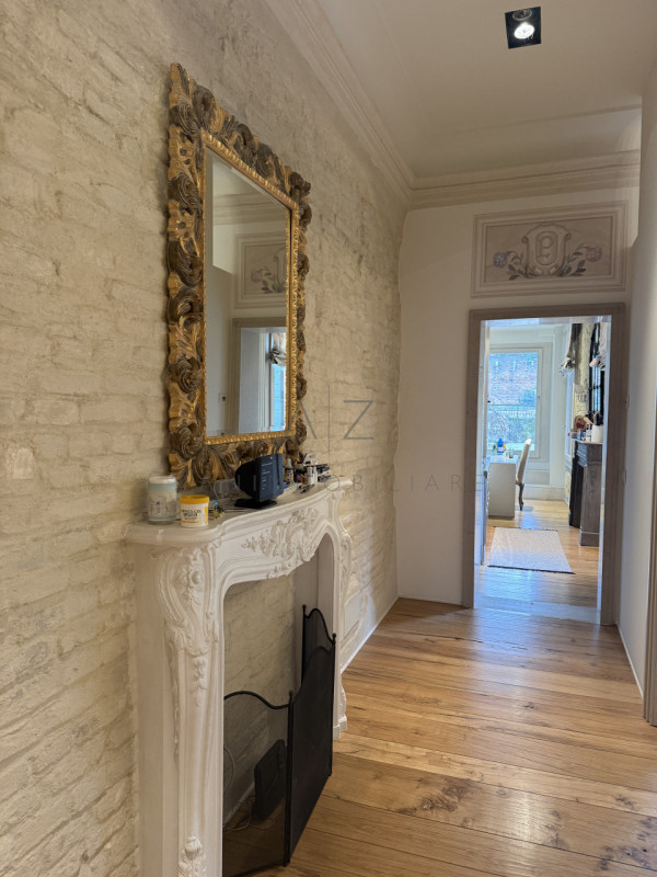 Scopri la tua nuova casa nel centro storico di Castelfranco Veneto dentro le mura.

Questo spazio...