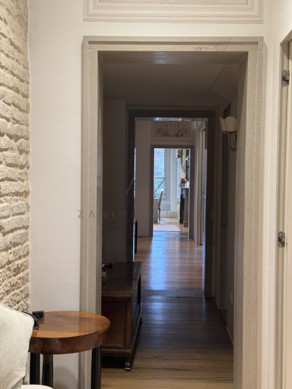 Scopri la tua nuova casa nel centro storico di Castelfranco Veneto dentro le mura.

Questo spazio...