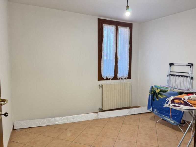 Ciao da Arcobaleno Immobiliare, oggi, in nostra esclusiva, ti presento un recente trilocale comod...