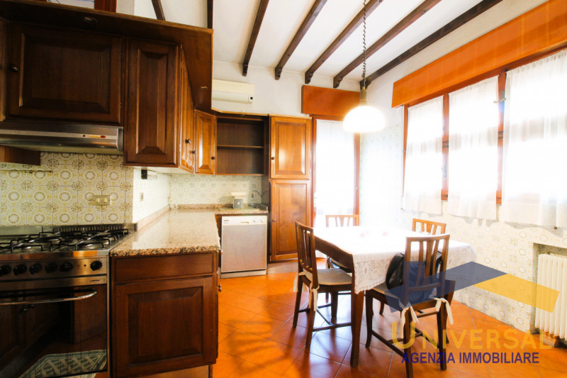 PADOVA - QUARTIERE SANT' OSVALDO - In zona tranquilla, lontana da traffico e rumori, ma al contem...