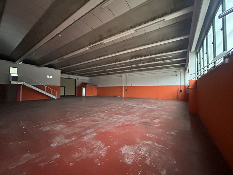 Nel cuore della zona industriale di Montegalda, in un contesto dinamico e perfettamente collegato...