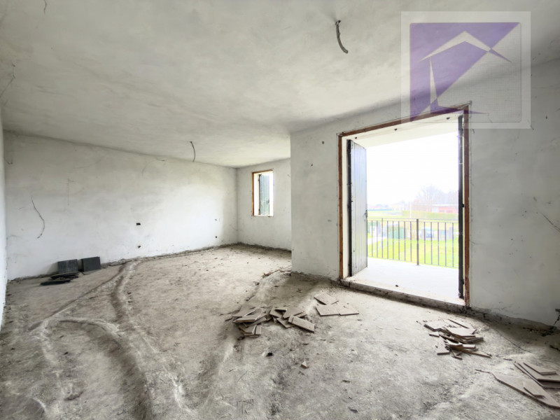 Santa Giustina in Colle, proponiamo in vendita porzione di bifamiliare allo stato grezzo, inserit...