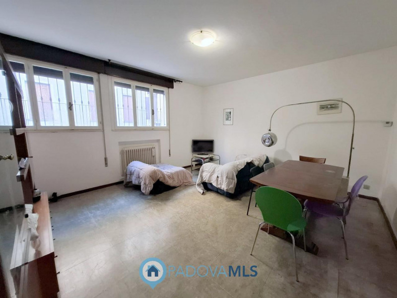 Immobile in esclusiva al Gruppo Padova MLS
PIAZZE – 2 CAMERE PER INVESTIMENTO 

Nel cuore pulsant...