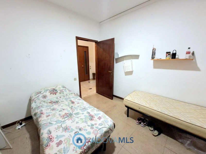 Immobile in esclusiva al Gruppo Padova MLS
PIAZZE – 2 CAMERE PER INVESTIMENTO 

Nel cuore pulsant...