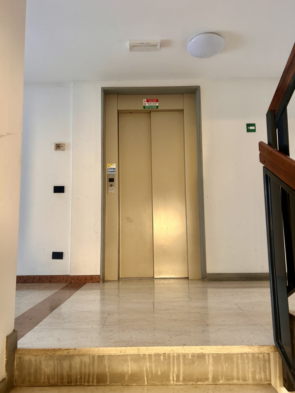 Padova zona Padova 2000 Nicoletta Dardilli di AD Casa Padova propone in vendita luminoso e spazio...