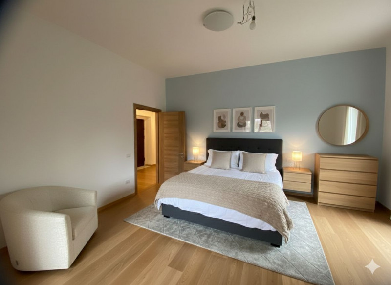 Nel cuore di Vicenza, nella ricercata zona -Stadio, proponiamo in vendita un esclusivo appartamen...