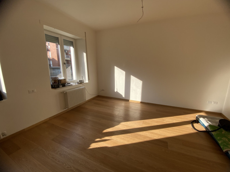 Nel cuore di Vicenza, nella ricercata zona -Stadio, proponiamo in vendita un esclusivo appartamen...