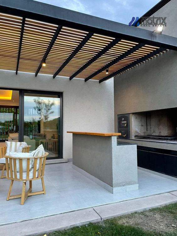 Bifamiliare Ponte San Nicolò €. 385.000  Nuova Classe A4 giardino mq. 200.

Bifamiliare di prossi...