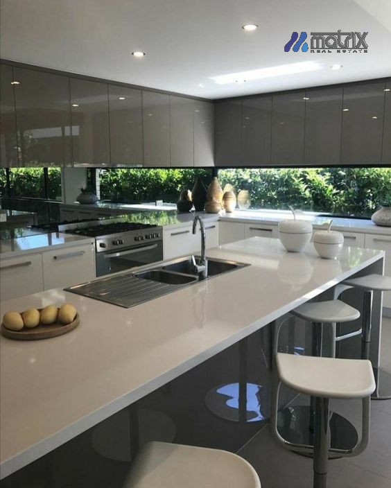 Bifamiliare Ponte San Nicolò €. 385.000  Nuova Classe A4 giardino mq. 200.

Bifamiliare di prossi...