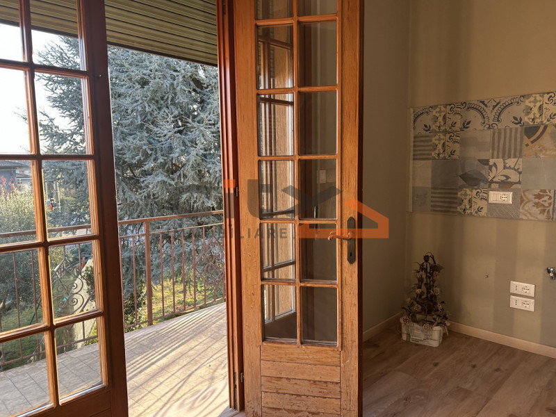 Nel quartiere residenziale di Fellette, comodo a tutti i principali servizi, proponiamo in vendit...