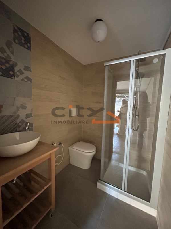 Nel quartiere residenziale di Fellette, comodo a tutti i principali servizi, proponiamo in vendit...