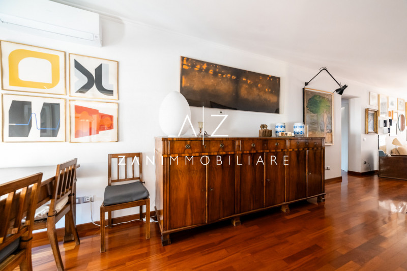 Nel pieno centro storico di Castelfranco Veneto, proponiamo in vendita un esclusivo e prestigioso...