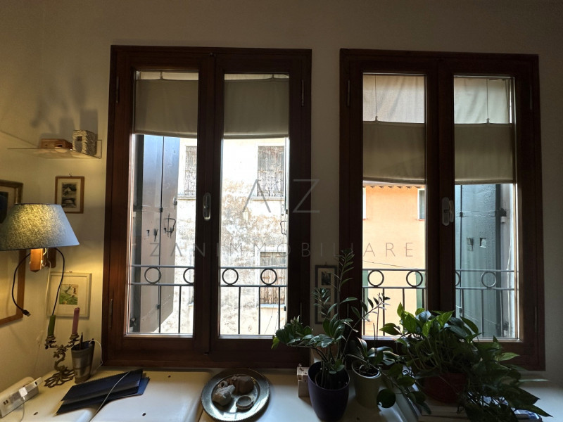 Nel pieno centro storico di Castelfranco Veneto, proponiamo in vendita un esclusivo e prestigioso...