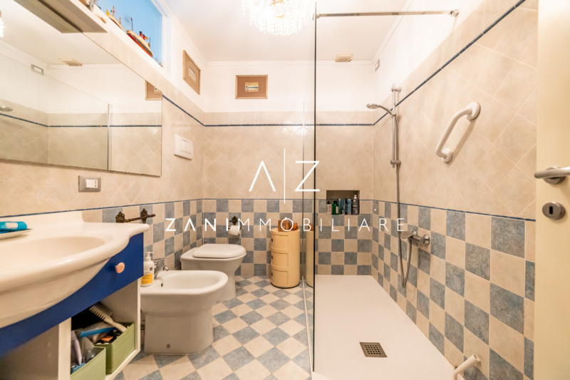 Nel pieno centro storico di Castelfranco Veneto, proponiamo in vendita un esclusivo e prestigioso...