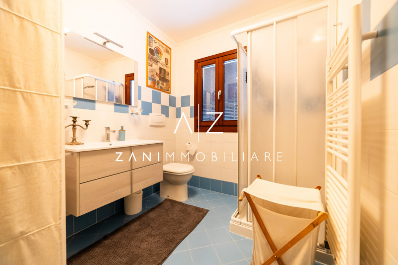 Nel pieno centro storico di Castelfranco Veneto, proponiamo in vendita un esclusivo e prestigioso...