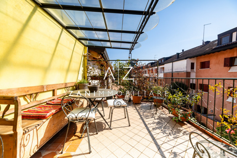 Nel pieno centro storico di Castelfranco Veneto, proponiamo in vendita un esclusivo e prestigioso...