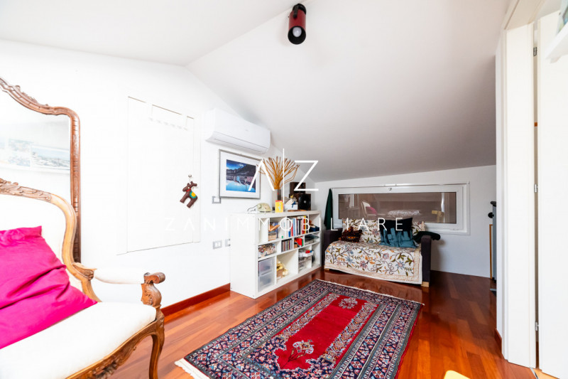 Nel pieno centro storico di Castelfranco Veneto, proponiamo in vendita un esclusivo e prestigioso...