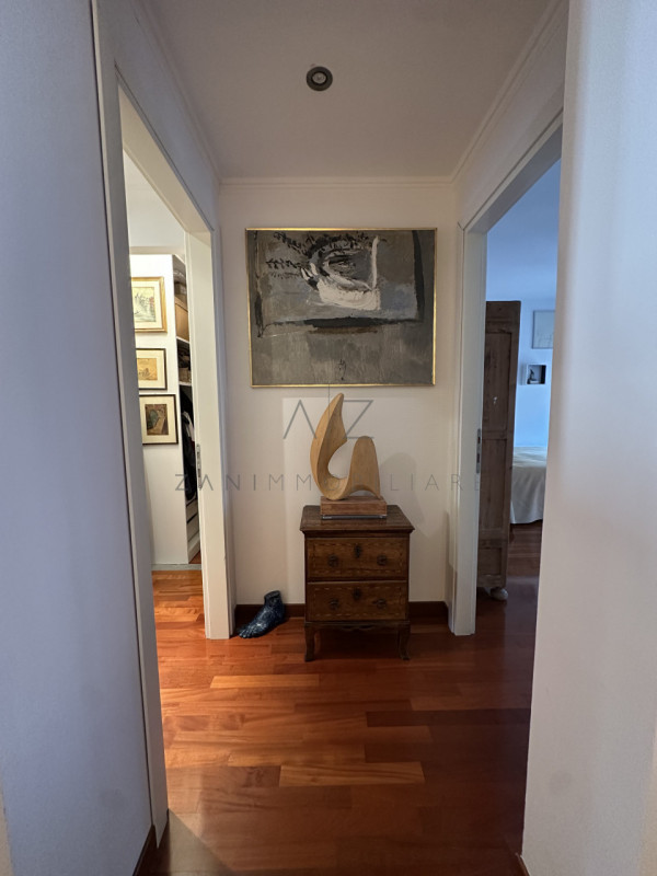 Nel pieno centro storico di Castelfranco Veneto, proponiamo in vendita un esclusivo e prestigioso...