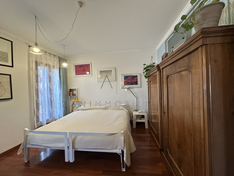 Nel pieno centro storico di Castelfranco Veneto, proponiamo in vendita un esclusivo e prestigioso...