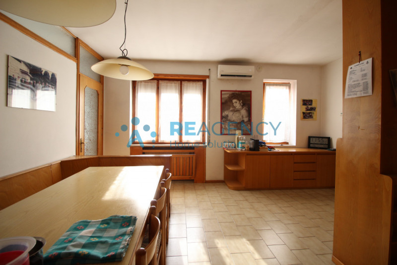 Torrebelvicino

Sei alla ricerca di un’ abitazione indipendente ai piedi delle Prealpi Vicentine?...