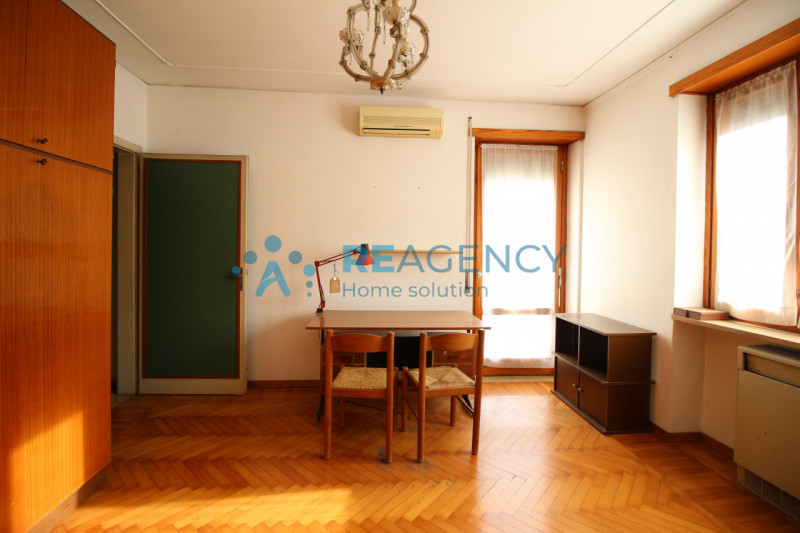 Torrebelvicino

Sei alla ricerca di un’ abitazione indipendente ai piedi delle Prealpi Vicentine?...