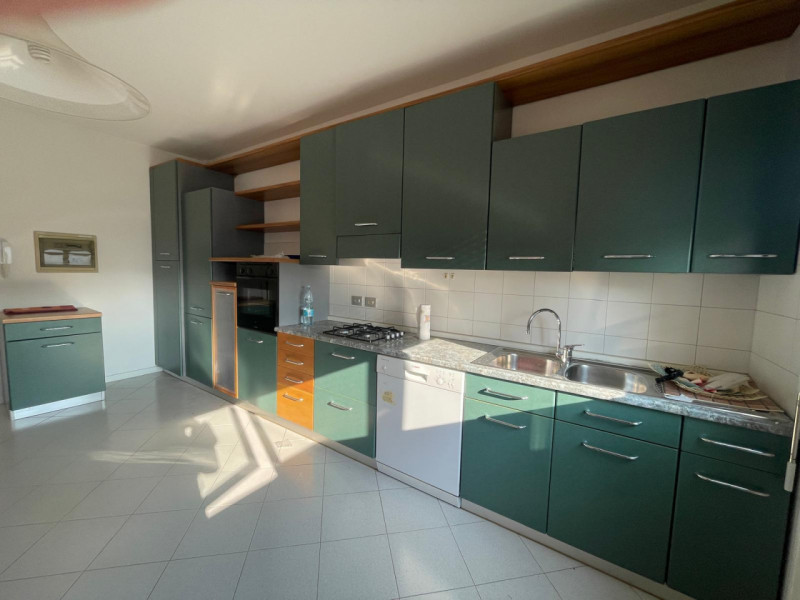 Grazioso bilocale situato nel cuore della zona Banche, a pochi passi da tutti i principali serviz...