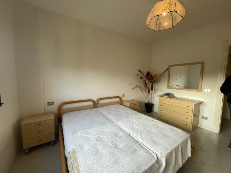 Grazioso bilocale situato nel cuore della zona Banche, a pochi passi da tutti i principali serviz...