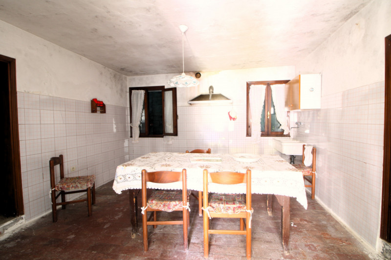 MONSELICE: in vendita, in esclusiva nella suggestiva zona di Solana, proponiamo casa singola indi...