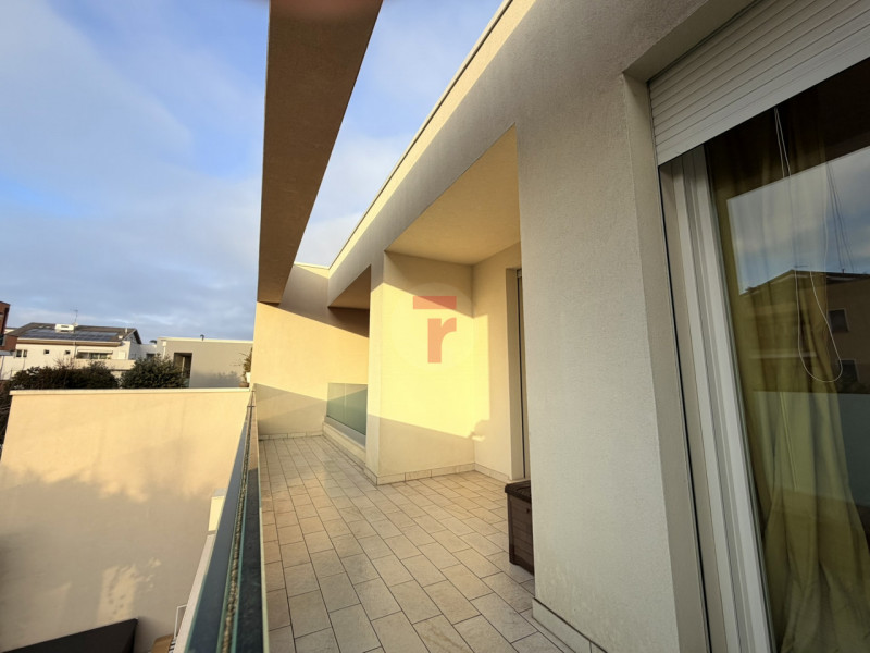Padova - 

Proponiamo porzione di trifamiliare di recente costruzione (2016) in ottime condizioni...
