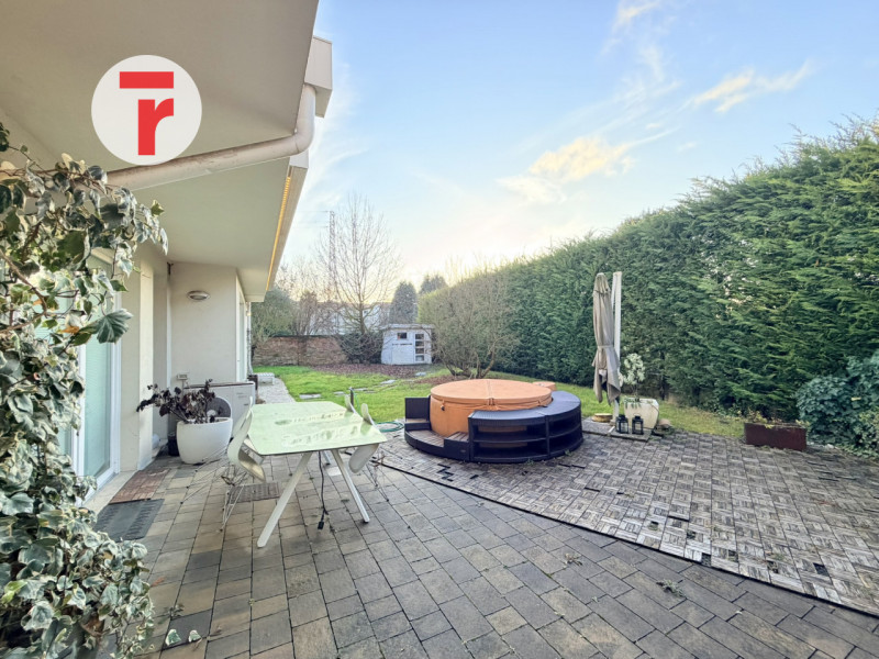 Noventa Padovana - A due passi da Padova, zona Camin e strategico a tangenziali, autostrade e zon...