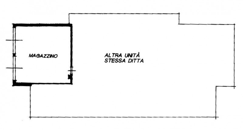 COMPOSIZIONE:
Proponiamo in vendita un interessante compendio immobiliare con spazio commerciale ...