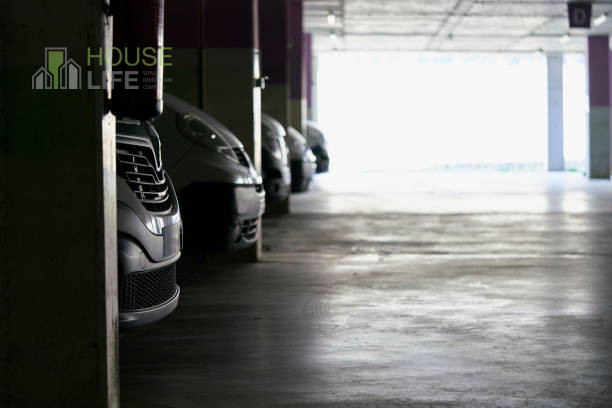 SCHIO CENTRO, disponiamo al piano interrato tre autorimesse doppie in larghezza (mt 6,10x6,20) 38...