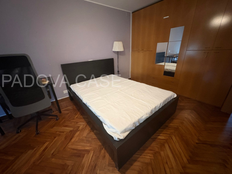 SOLO REFERENZIATI - ADATTO SOLO A COPPIA O SINGLE

nella rinomata zona Savonarola, all'interno de...