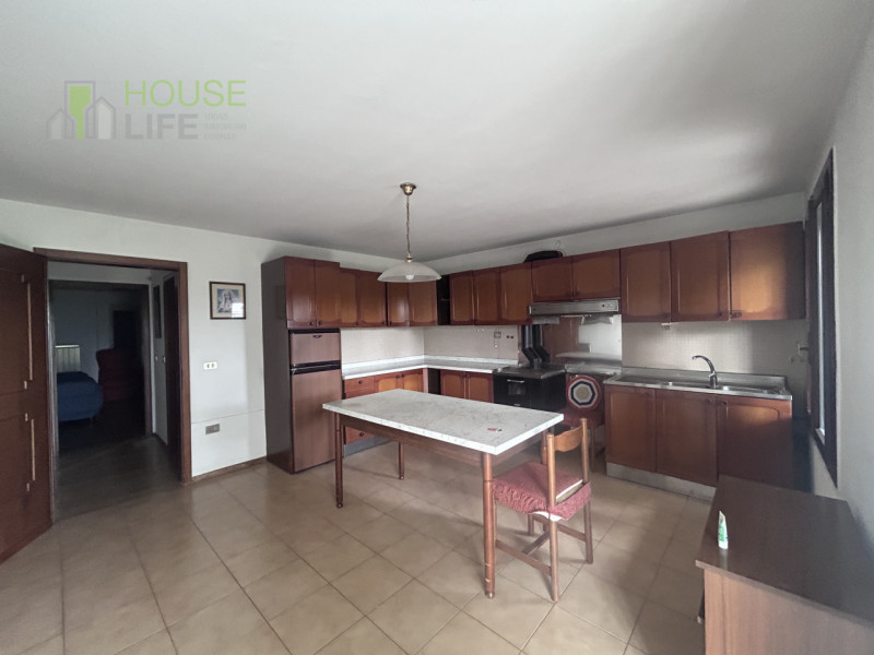 MARANO VICENTINO: in posizione tranquilla e immersa nel verde, proponiamo CASA SINGOLA SOVRAPPOST...