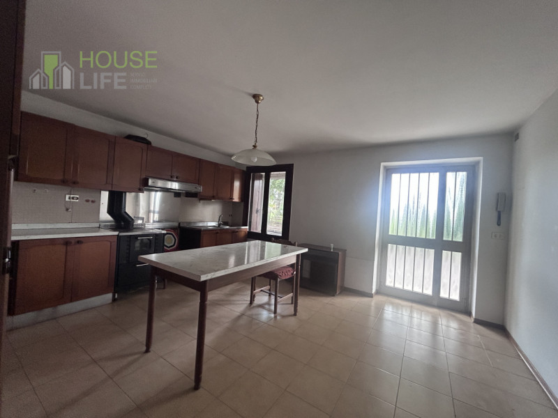 MARANO VICENTINO: in posizione tranquilla e immersa nel verde, proponiamo CASA SINGOLA SOVRAPPOST...