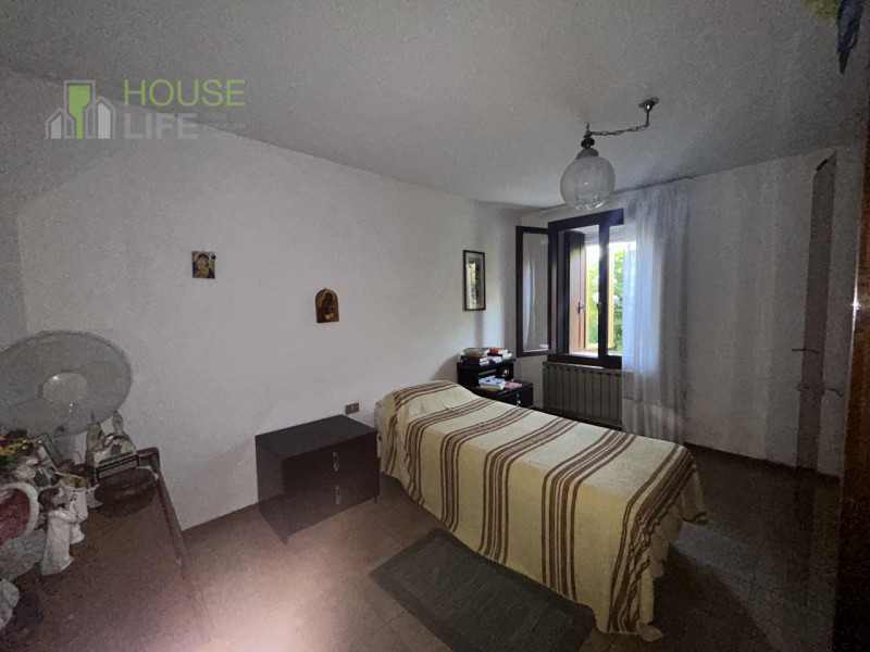 MARANO VICENTINO: in posizione tranquilla e immersa nel verde, proponiamo CASA SINGOLA SOVRAPPOST...