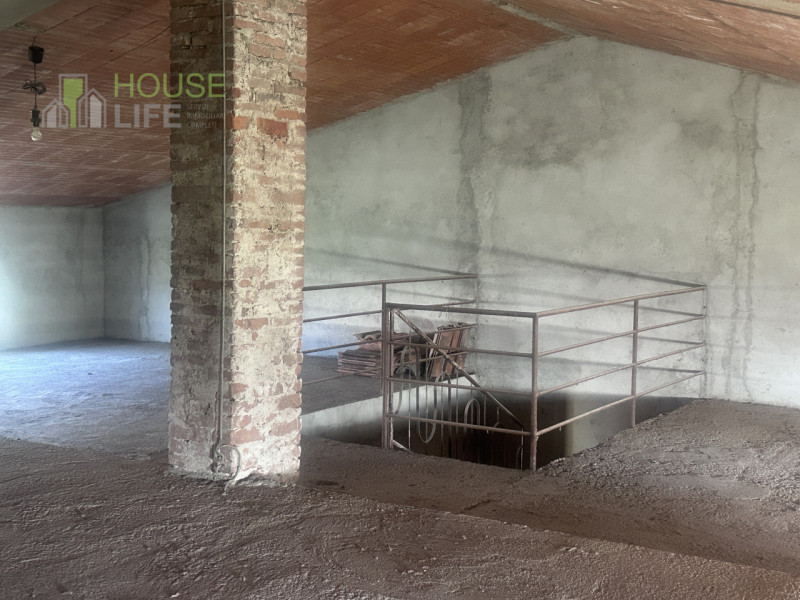 MARANO VICENTINO: in posizione tranquilla e immersa nel verde, proponiamo CASA SINGOLA SOVRAPPOST...