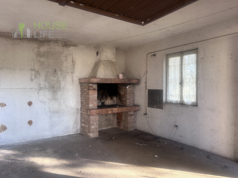 MARANO VICENTINO: in posizione tranquilla e immersa nel verde, proponiamo CASA SINGOLA SOVRAPPOST...