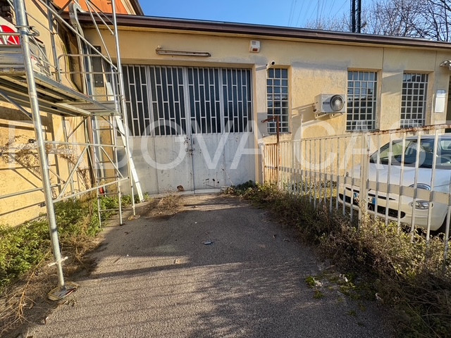 Porta Trento – Ampio complesso artigianale con potenzialità edificatoria

In zona Porta Trento, p...