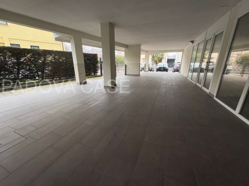 Spazi Openspace Strategici: La soluzione ai tuoi problemi di spazio in Centro

Sogni un deposito ...