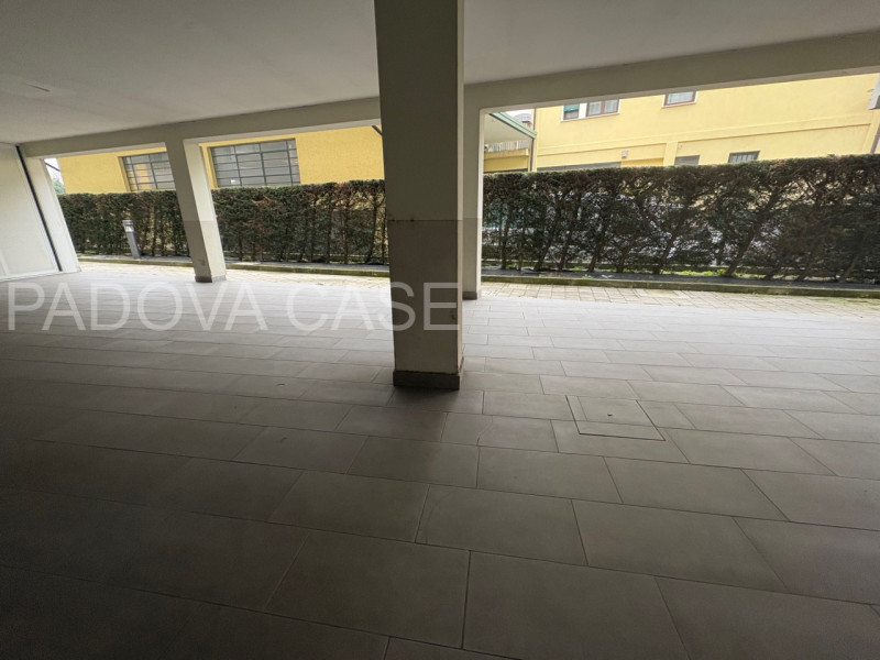 Spazi Openspace Strategici: La soluzione ai tuoi problemi di spazio in Centro

Sogni un deposito ...