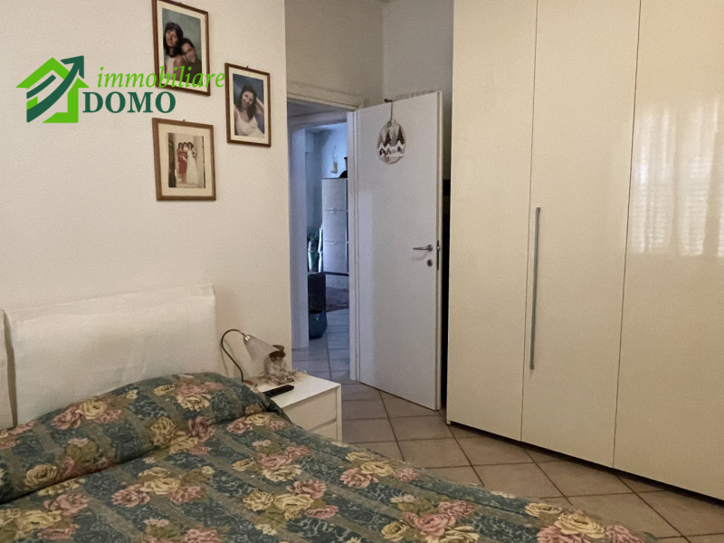 Schio: comodo a tutti i servizi, appartamento Bicamere, al piano terzo e ultimo su contesto di 6 ...